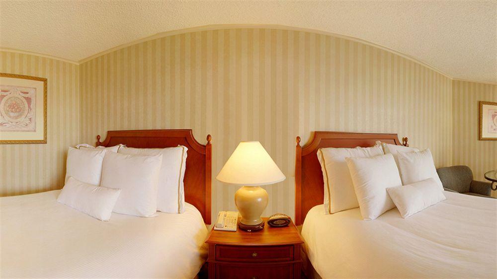 Downtown Marina By Ihg 3*