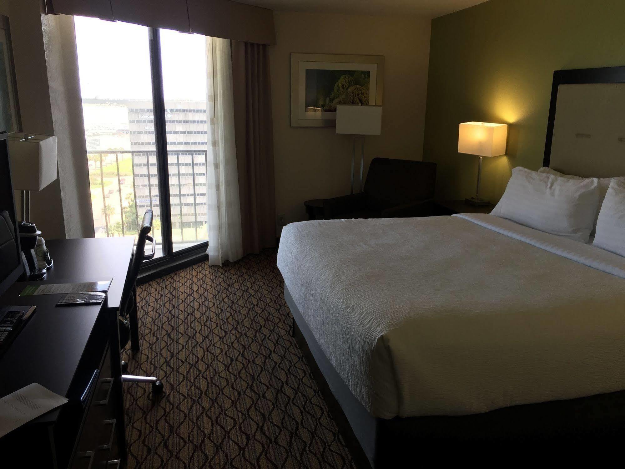 Downtown Marina By Ihg 3*