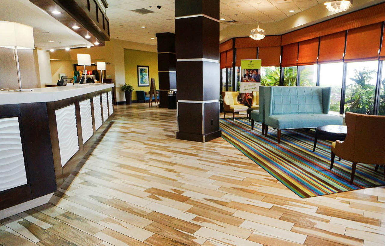 Downtown Marina By Ihg Hotel
